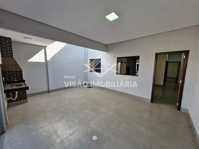 Casa com 90m² 2 quartos e 2 banheiros, à venda, no bairro Jardim Celeste em Sinop