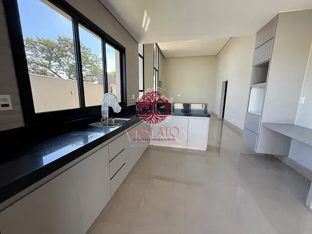 Casa com 360m² 4 quartos e 3 banheiros, à venda, no bairro Joá em Lagoa Santa