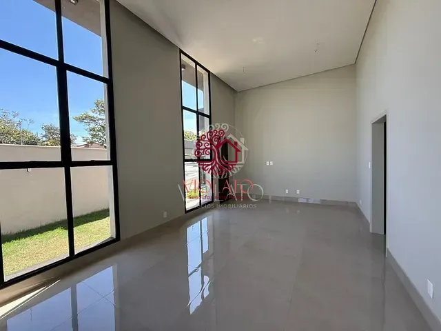 Casa com 360m² 4 quartos e 3 banheiros, à venda, no bairro Joá em Lagoa Santa