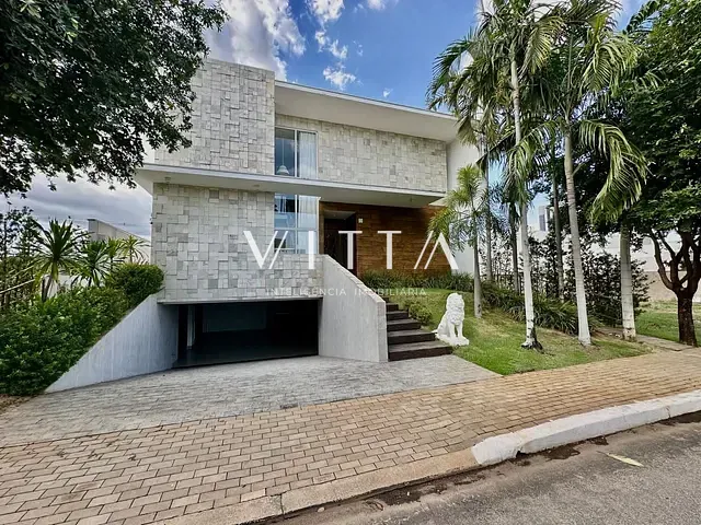 Casa com 450m² 6 quartos e 10 banheiros, à venda, no bairro Plano Diretor Norte em Palmas