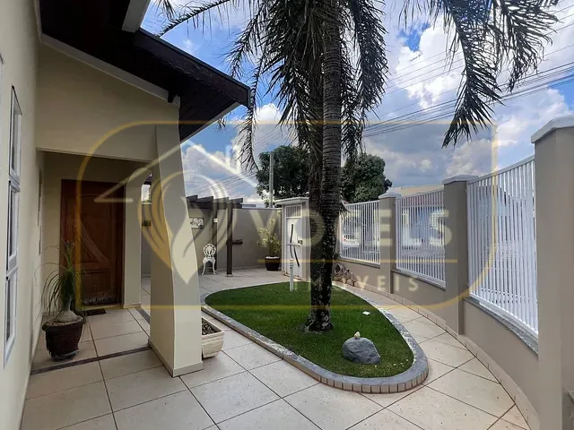 Casa 3 quartos e 2 banheiros, à venda, no bairro Parque Residencial Groot em Holambra