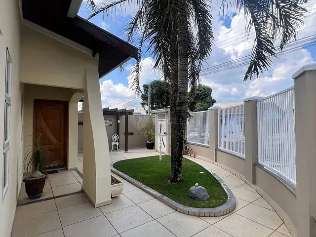 Casa 3 quartos e 2 banheiros, à venda, no bairro Parque Residencial Groot em Holambra