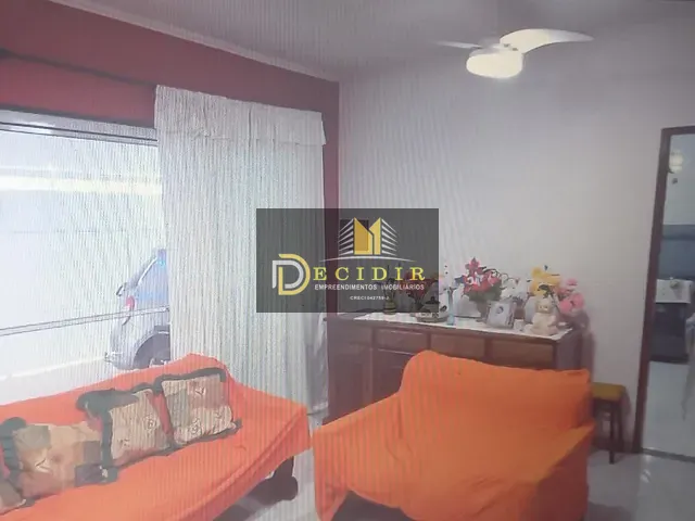 Casa com 300m² 5 quartos e 4 banheiros, à venda, no bairro Sapé em Ubatuba