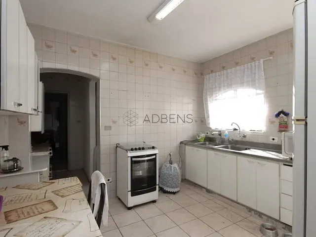 Casa com 300m² 3 quartos e 2 banheiros, à venda, no bairro Vila Dom Pedro I em São Paulo