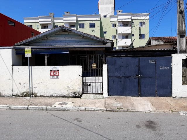 Casa com 301m² 2 quartos e 1 banheiro, à venda, no bairro Cordeiros em Itajaí