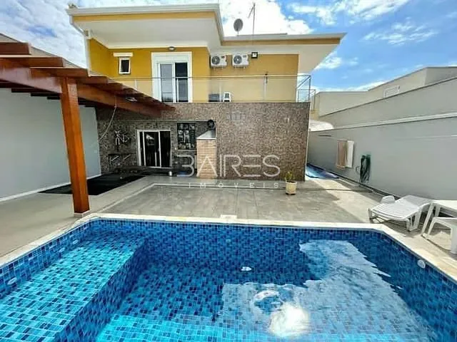 Casa com 300m² 3 quartos e 3 banheiros, à venda, no bairro Condomínio Residencial Euroville em Bragança Paulista