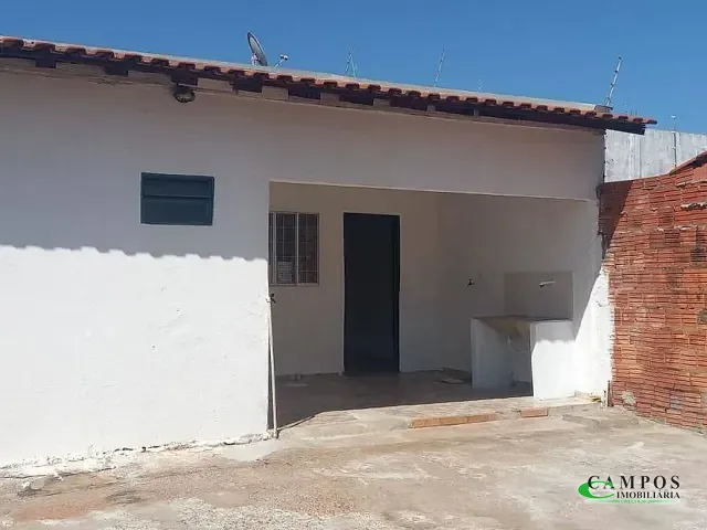 Casa com 200m² 2 quartos e 1 banheiro, à venda, no bairro Jardim Cangalha em Três Lagoas