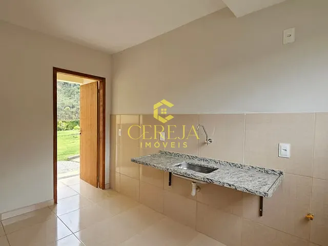 Casa com 80m² 2 quartos e 2 banheiros, à venda, no bairro São Geraldo em Nova Friburgo