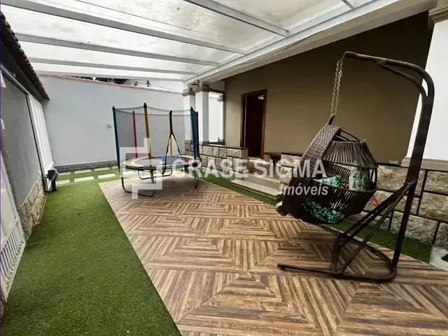 Casa 5 quartos e 4 banheiros, à venda, no bairro Grajaú em Rio de Janeiro