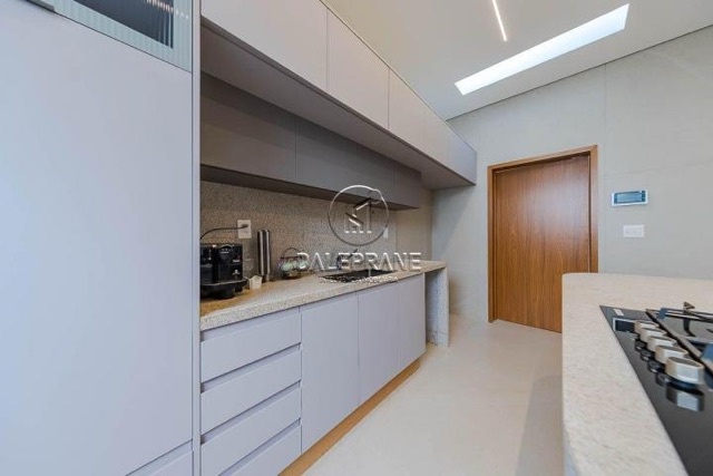 Casa 4 quartos e 7 banheiros, à venda, no bairro Setor de Habitações Individuais Sul em Brasília