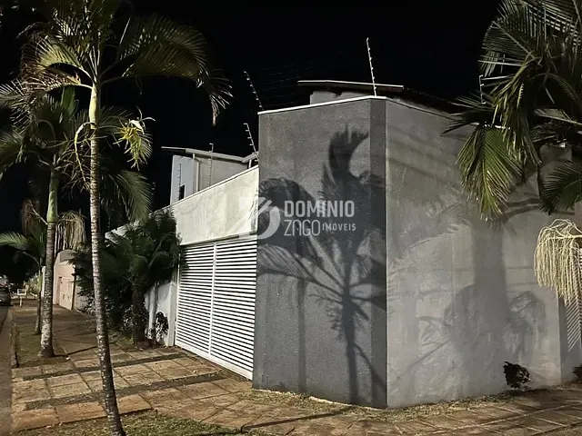 Casa com 298m² 3 quartos e 3 banheiros, à venda, no bairro Dom Eduardo em Uberaba