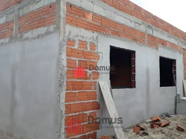 Casa com 125m², à venda, no bairro Conjunto Habitacional Terra dos Ipês I (Sul) em Pindamonhangaba