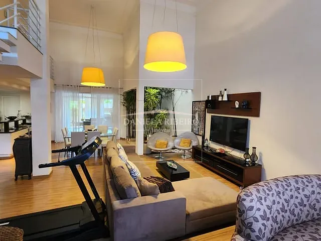 Casa com 360m² 5 quartos e 5 banheiros, à venda, no bairro Terra Bonita em Londrina