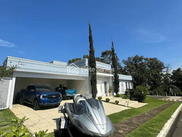 Casa com 1300m² 3 quartos e 8 banheiros, à venda, no bairro Residencial Jardim Barra do Cisne I em Americana