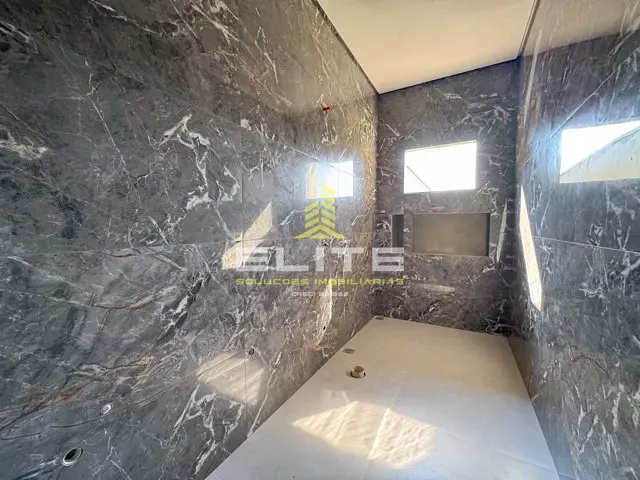 Casa com 375m² 3 quartos e 4 banheiros, à venda, no bairro Jardim Botânico em Sorriso