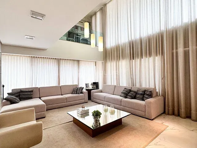 Casa com 1251m² 5 quartos e 7 banheiros, à venda, no bairro Residencial Aldeia do Vale em Goiânia