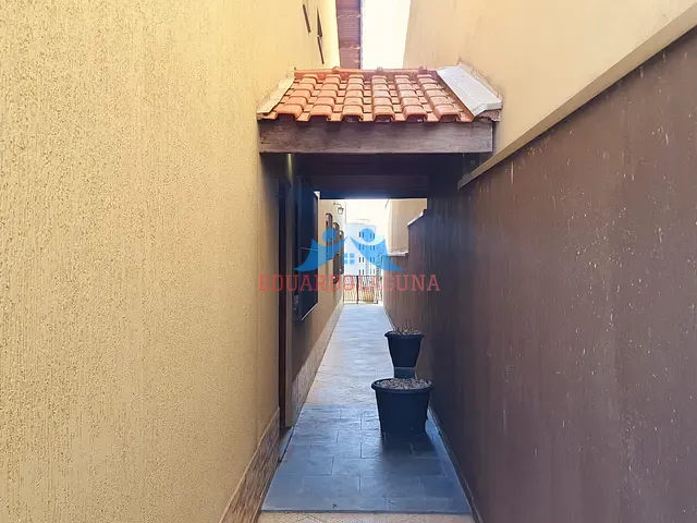 Casa 3 quartos e 5 banheiros, à venda, no bairro Vila Mangalot em São Paulo