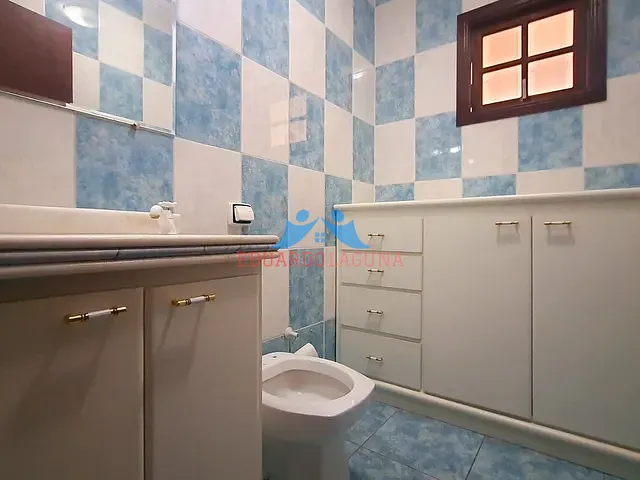 Casa 3 quartos e 5 banheiros, à venda, no bairro Vila Mangalot em São Paulo