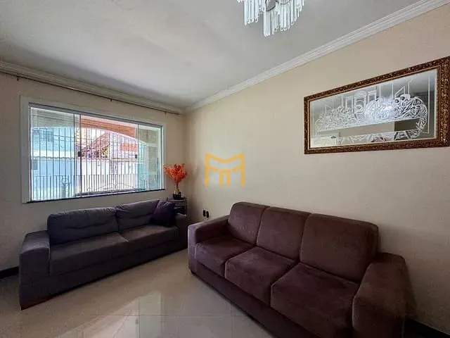 Casa com 150m² 3 quartos e 2 banheiros, para alugar, no bairro Umarizal em Belém