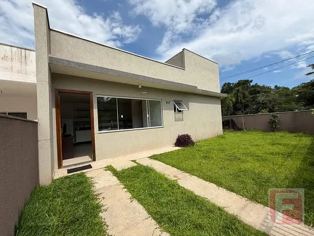Casa 2 quartos e 1 banheiro, à venda, no bairro Pontal do Norte em Itapoá