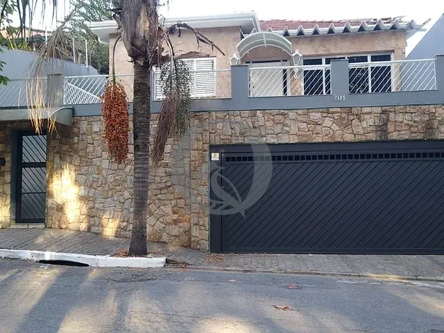 Casa com 400m² 3 quartos e 8 banheiros, à venda ou para alugar, no bairro Cidade Mãe do Céu em São Paulo