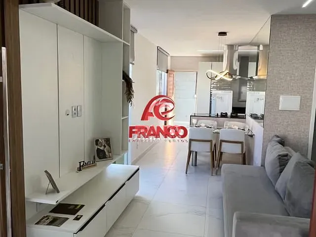 Casa com 103m² 2 quartos e 3 banheiros, à venda ou para alugar, no bairro Emaús em Parnamirim