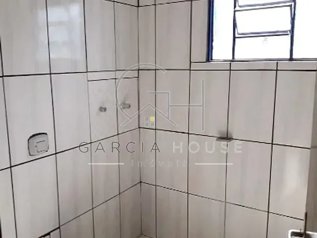 Casa com 250m² 3 quartos e 1 banheiro, à venda, no bairro Jardim das Rosas I em Serrana