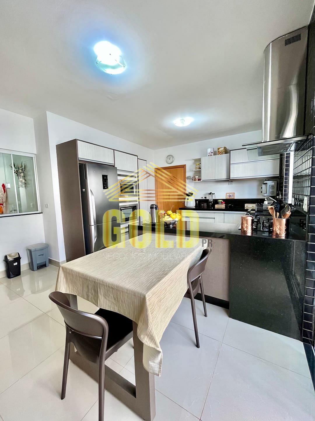 Casa, 3 quartos, 220 m² - Foto 13