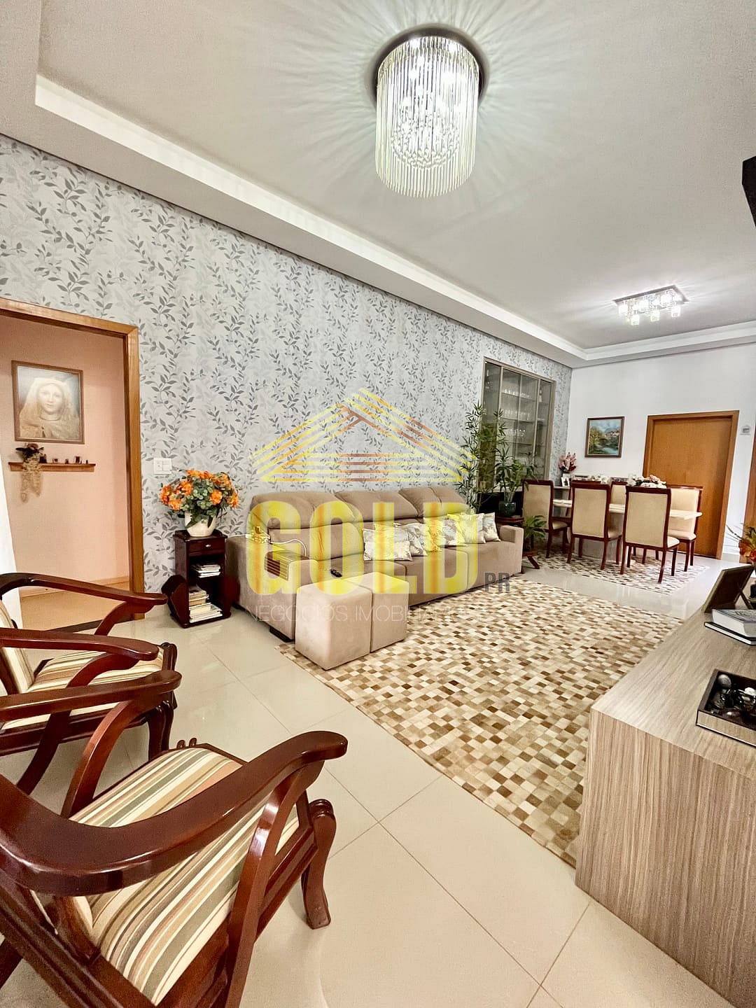 Casa, 3 quartos, 220 m² - Foto 3