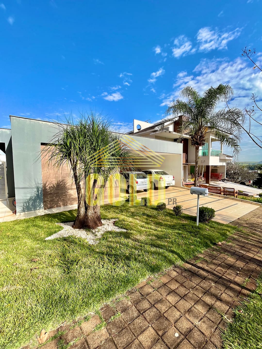 Casa, 3 quartos, 220 m² - Foto 1