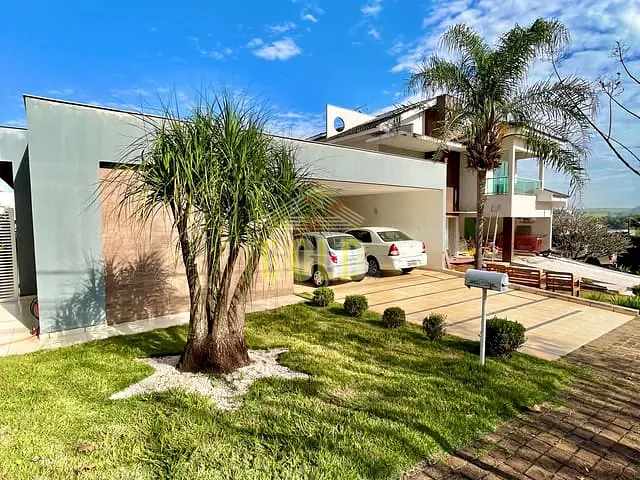Casa com 312m² 3 quartos e 2 banheiros, à venda, no bairro Esperança em Londrina