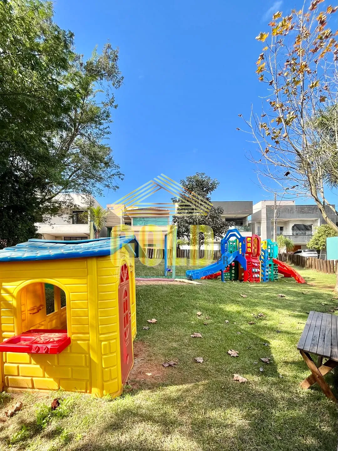 Casa, 3 quartos, 220 m² - Foto 30