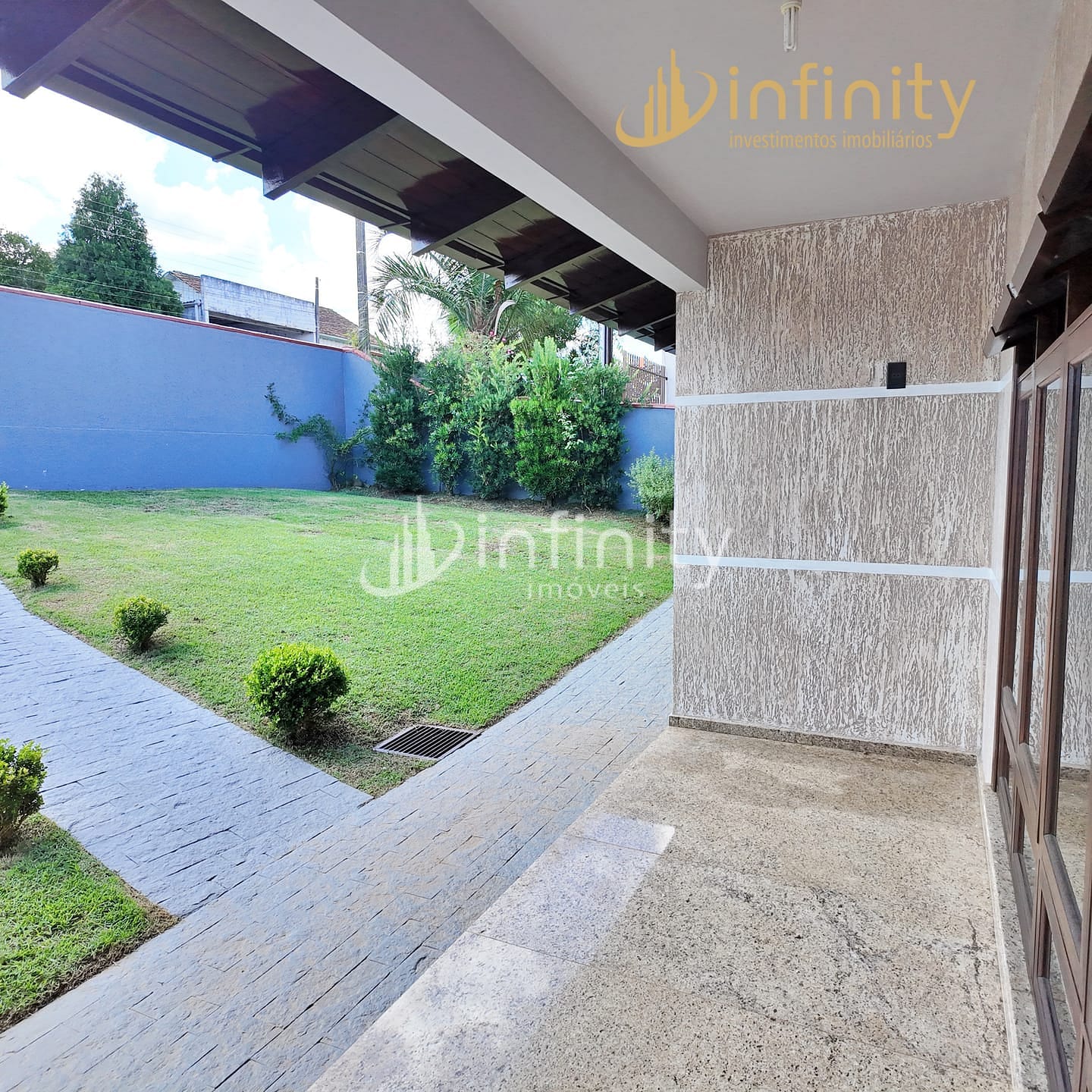 Casa, 3 quartos, 219 m² - Foto 2