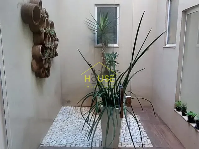 Casa com 325m² 3 quartos e 3 banheiros, à venda, no bairro Jardim dos Ypês em Votuporanga