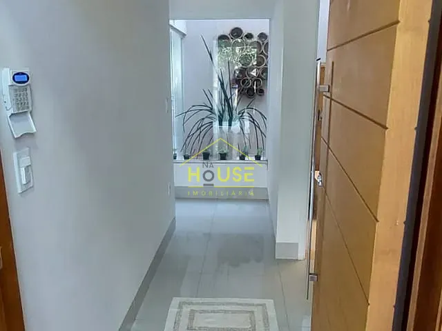 Casa com 325m² 3 quartos e 3 banheiros, à venda, no bairro Jardim dos Ypês em Votuporanga
