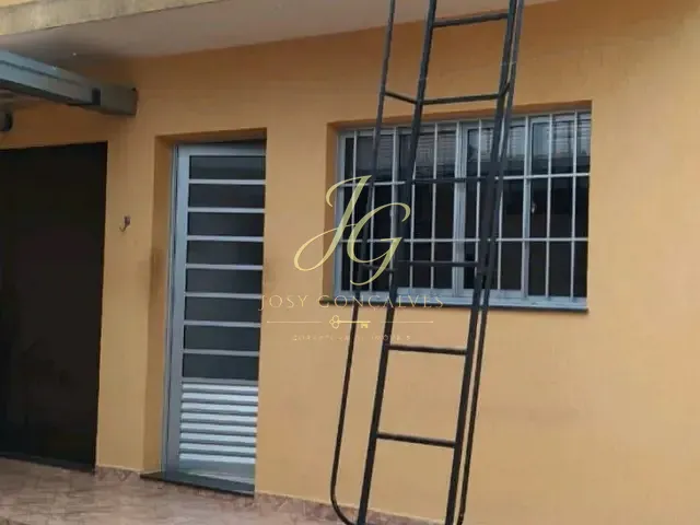 Casa com 370m² 4 quartos e 3 banheiros, à venda, no bairro Vila Mogilar em Mogi das Cruzes