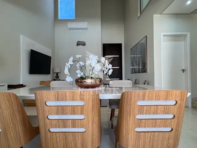 Casa 3 quartos e 5 banheiros, à venda, no bairro Residencial Real Parque Sumaré em Sumaré