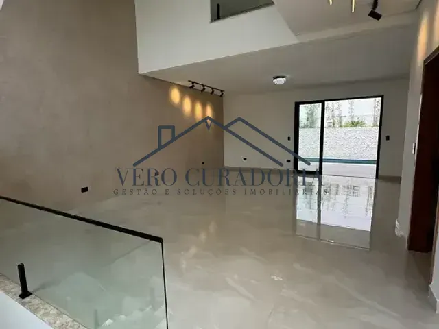 Casa com 320m² 4 quartos e 6 banheiros, à venda, no bairro Mogi Moderno em Mogi das Cruzes