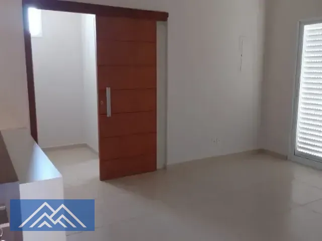 Casa 3 quartos e 7 banheiros, à venda, no bairro Vivendas do Lago em Sorocaba