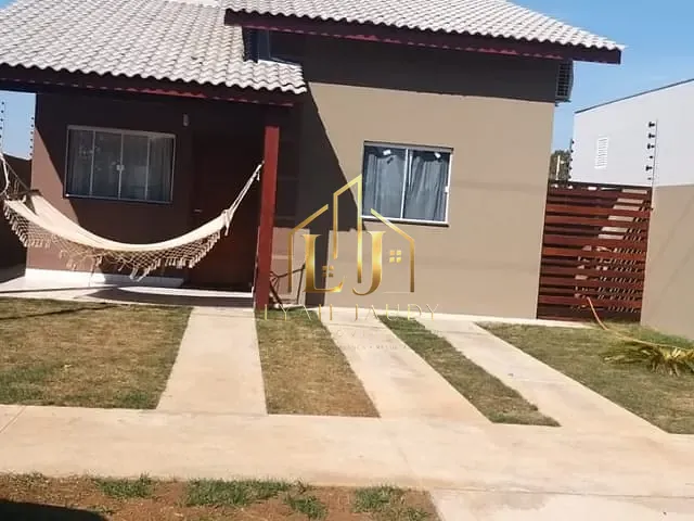 Casa com 250m² 3 quartos e 2 banheiros, à venda, no bairro DISTRITO INDUSTRIAL em Cuiabá