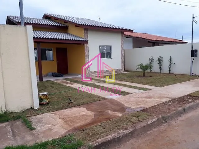 Casa com 250m² 3 quartos e 2 banheiros, à venda, no bairro DISTRITO INDUSTRIAL em Cuiabá