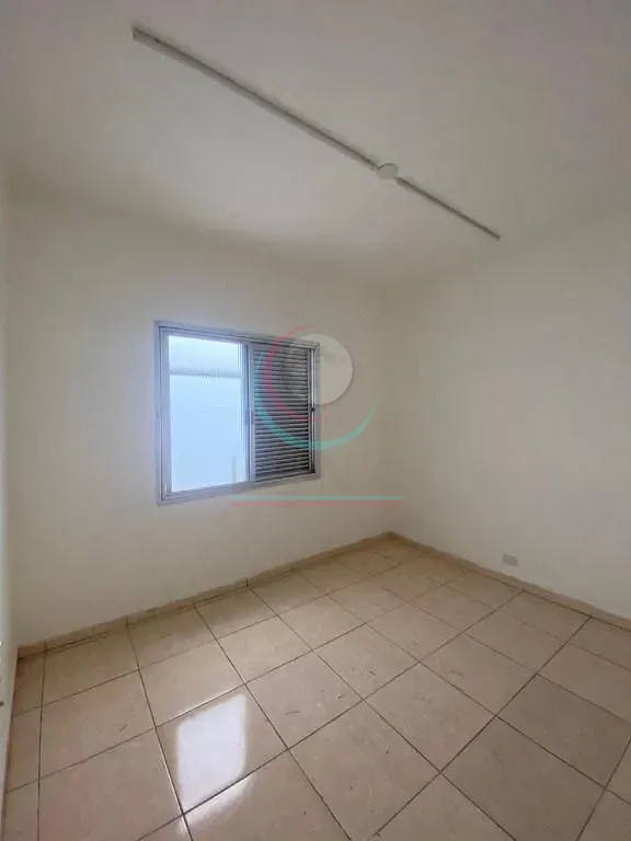 Casa, 1 quarto, 276 m² - Foto 2