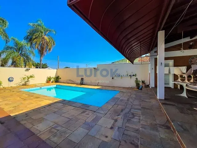 Casa com 700m² 4 quartos e 5 banheiros, à venda, no bairro Jardim Eulina em Campinas