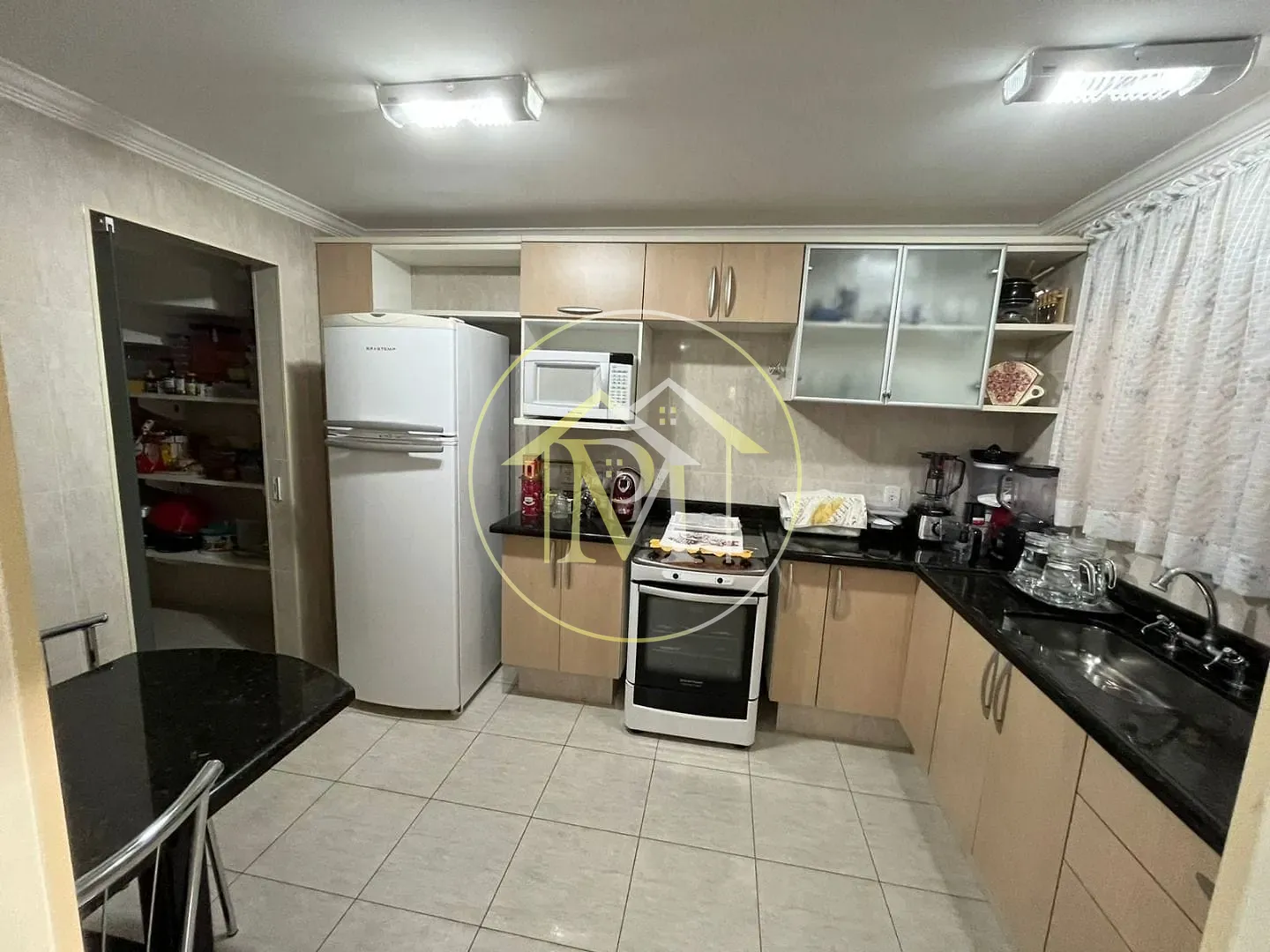 Casa, 4 quartos, 200 m² - Foto 20