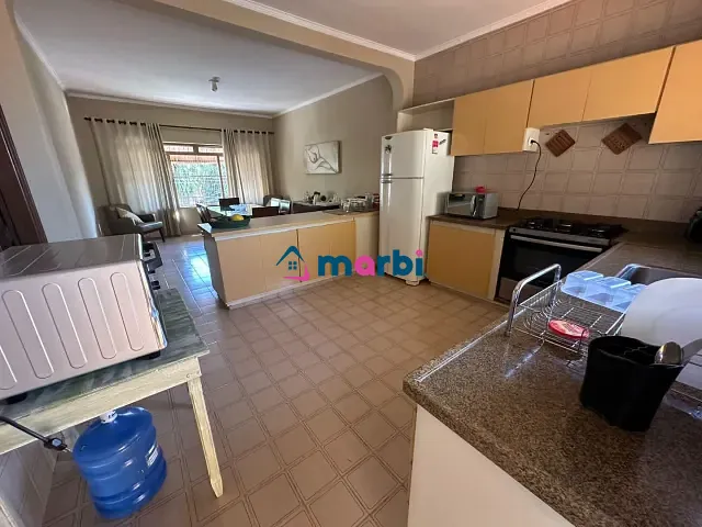 Casa com 420m² 4 quartos e 4 banheiros, à venda, no bairro Vila Santa Catarina em Americana