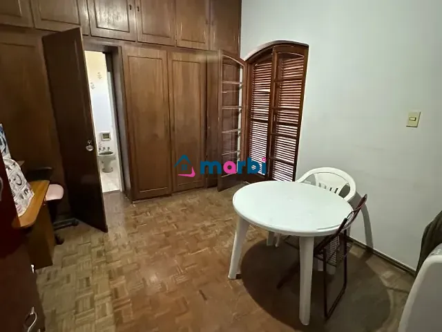Casa com 420m² 4 quartos e 4 banheiros, à venda, no bairro Vila Santa Catarina em Americana