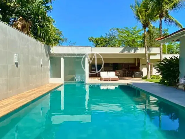 Casa com 1508m² 5 quartos e 7 banheiros, à venda ou para alugar, no bairro Barra da Tijuca em Rio de Janeiro