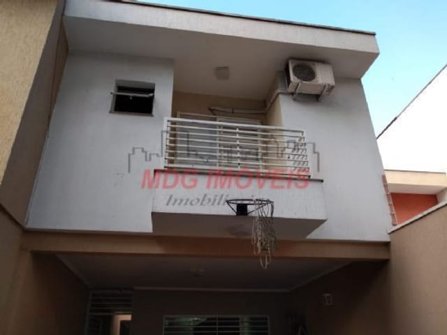 Foto do Casa - Casa na Vila Monumento,com tês quartos sendo duas suítes, com quatro vagas de garagem. | MDG IMÓVEIS