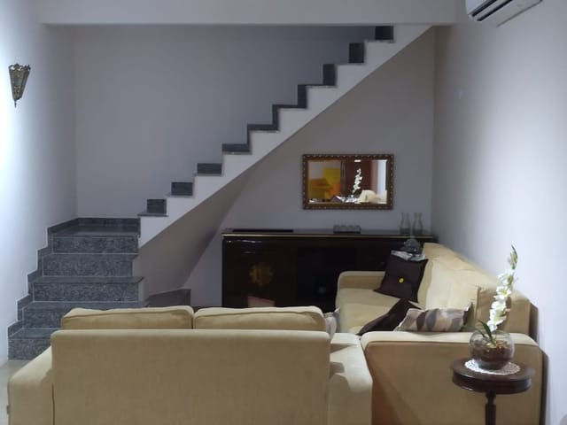 Casa com 360m² 6 quartos e 6 banheiros, à venda, no bairro Vila Valqueire em Rio de Janeiro