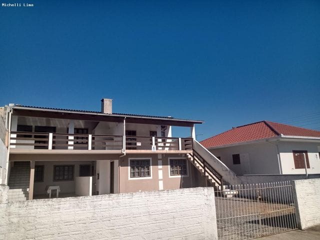 Casa com 150m² 2 quartos e 1 banheiro, à venda, no bairro Praia do Sonho (Ens Brito) em Palhoça